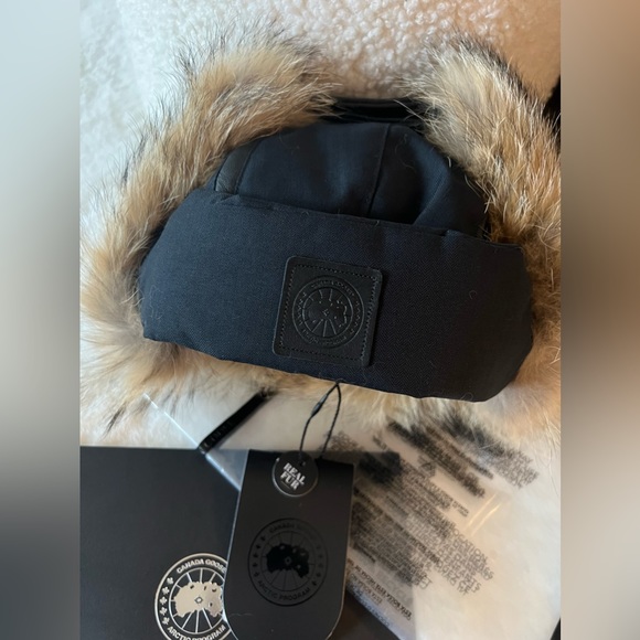Ladies Aviator Hat - Black Label Canada Goose - Picture 5 of 11